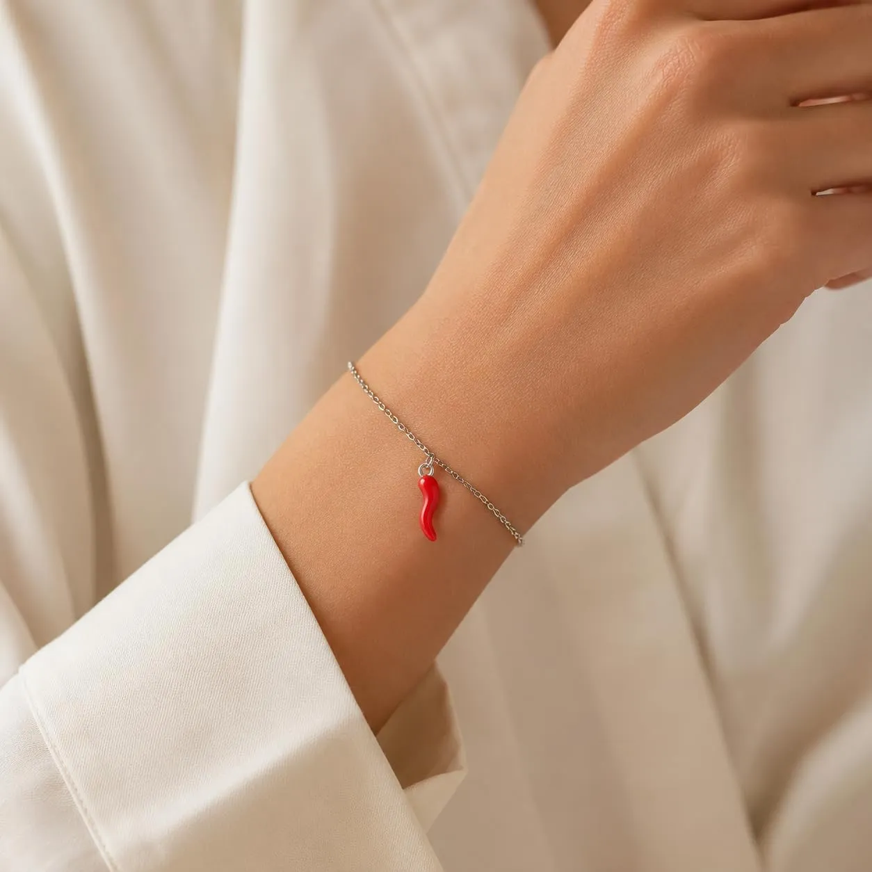 Louis Ciocchetti Bracciale in Acciaio con Corno Portafortuna – Bracciale Regolabile Uomo e Donna con Chiusura a Moschettone, Lunghezza 16 cm + 5 cm - immagine 4