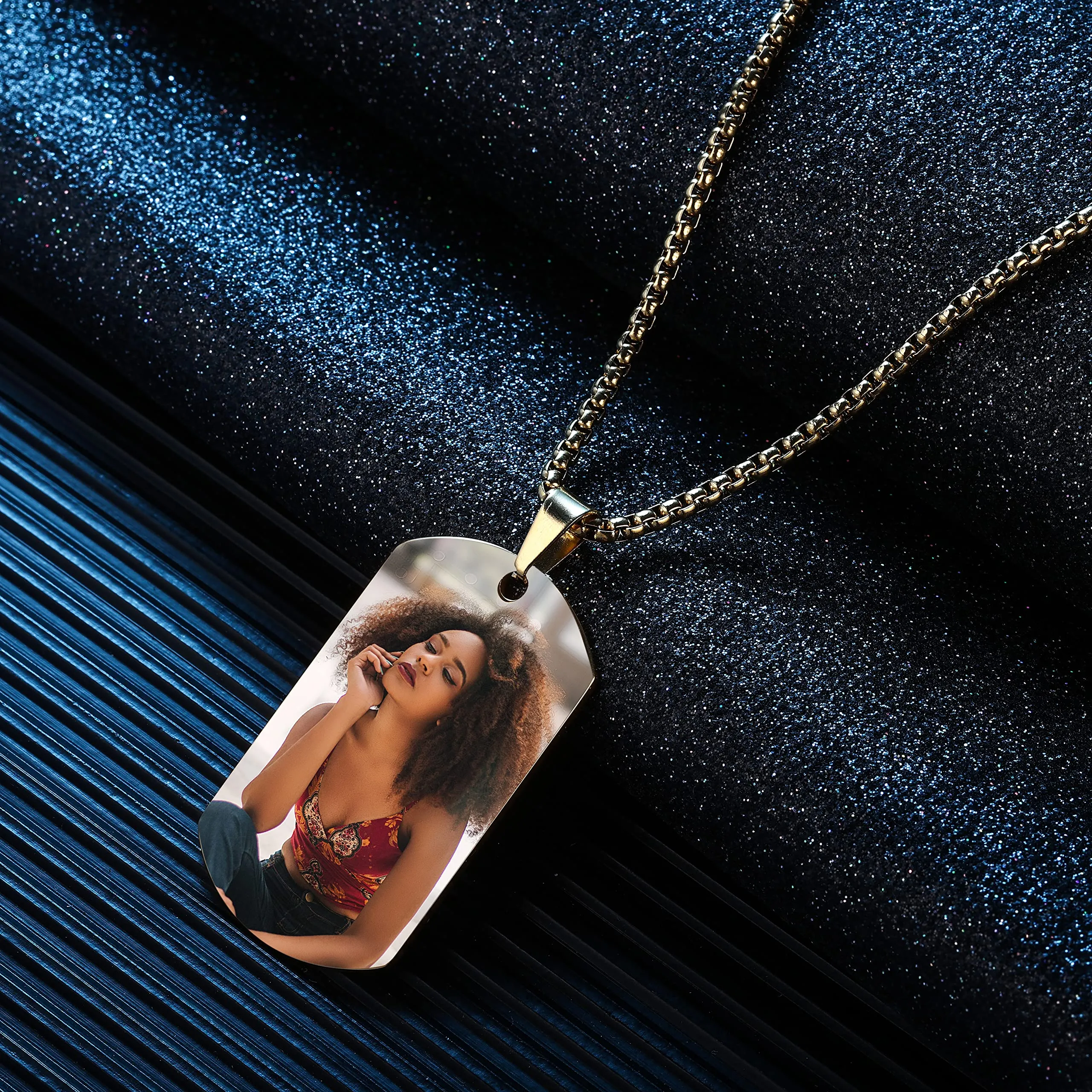 OTXIXTO Collana con Ciondolo con Piastrina per Cani Personalizzata con Incisione di Testo/Immagine Colorata/in Bianco e Nero per Gioielli in Acciaio Inossidabile da Uomo e Donna, con Portachiavi - immagine 4