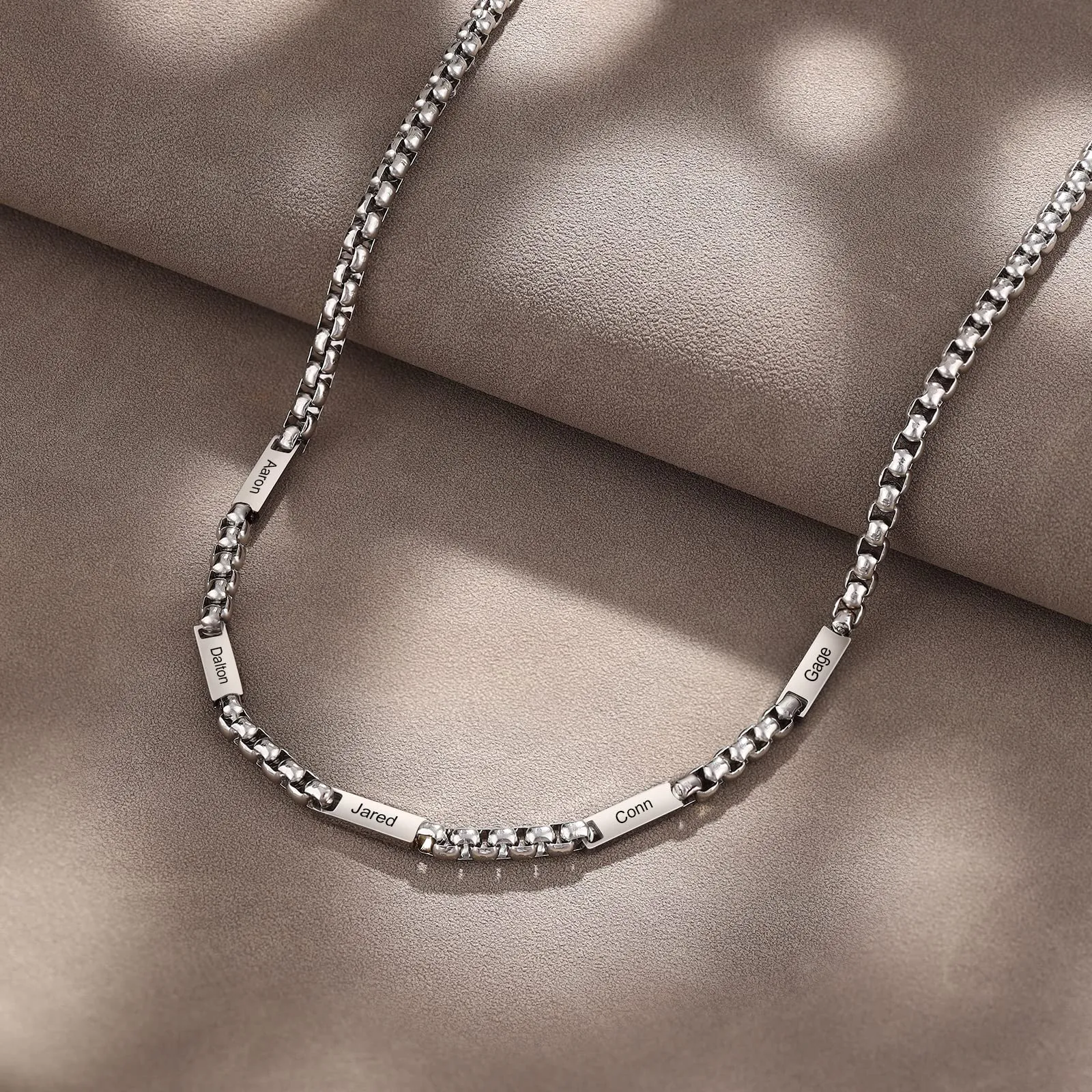 ALBERTBAND Collana da Uomo Personalizzata Collana in Acciaio inox con Nome Regalo per Uomo Festa del papà San Valentino Natale (Argento-5 nome) - immagine 4