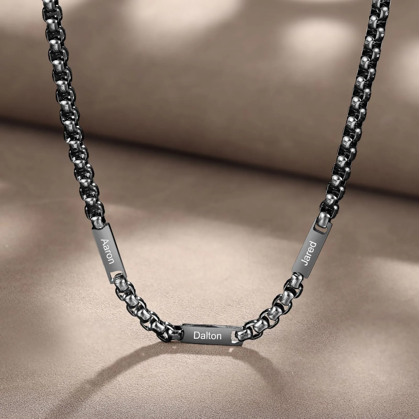 ALBERTBAND Collana da Uomo Personalizzata Collana in Acciaio inox con Nome Regalo per Uomo Festa del papà San Valentino Natale (Nero-3 nome) - immagine 6