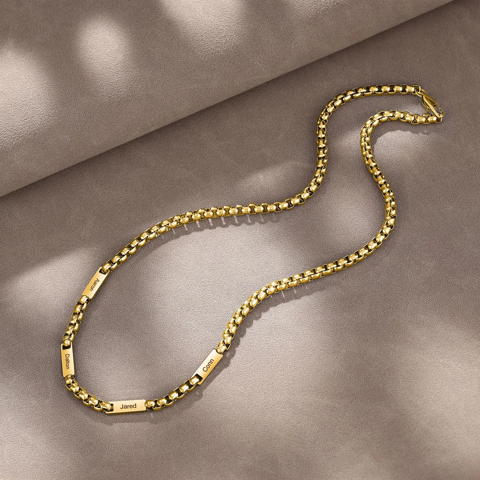 ALBERTBAND Collana da Uomo Personalizzata Collana in Acciaio inox con Nome Regalo per Uomo Festa del papà San Valentino Natale (Oro-4 nome) - immagine 5