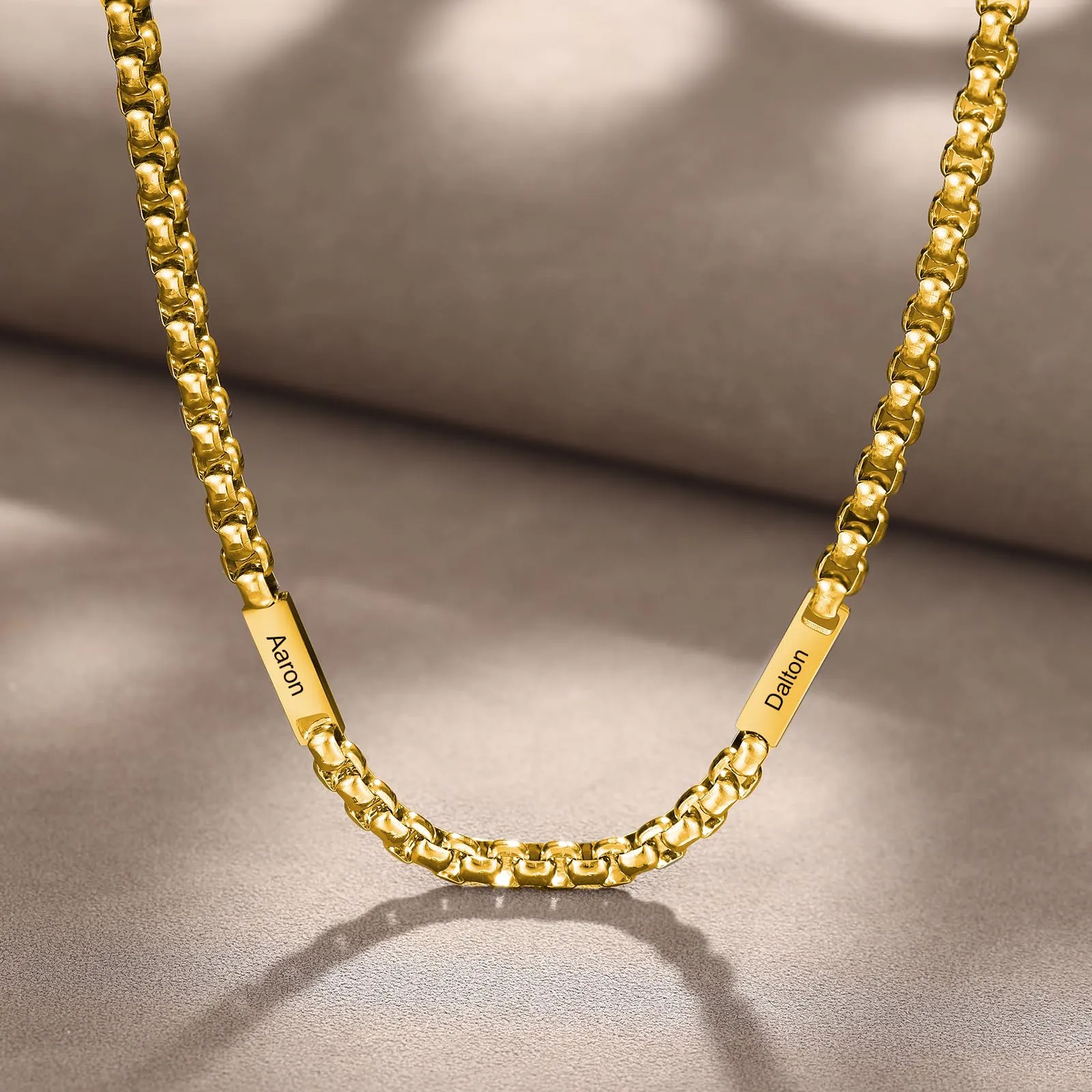 ALBERTBAND Collana da Uomo Personalizzata Collana in Acciaio inox con Nome Regalo per Uomo Festa del papà San Valentino Natale (Oro-2 nome) - immagine 4