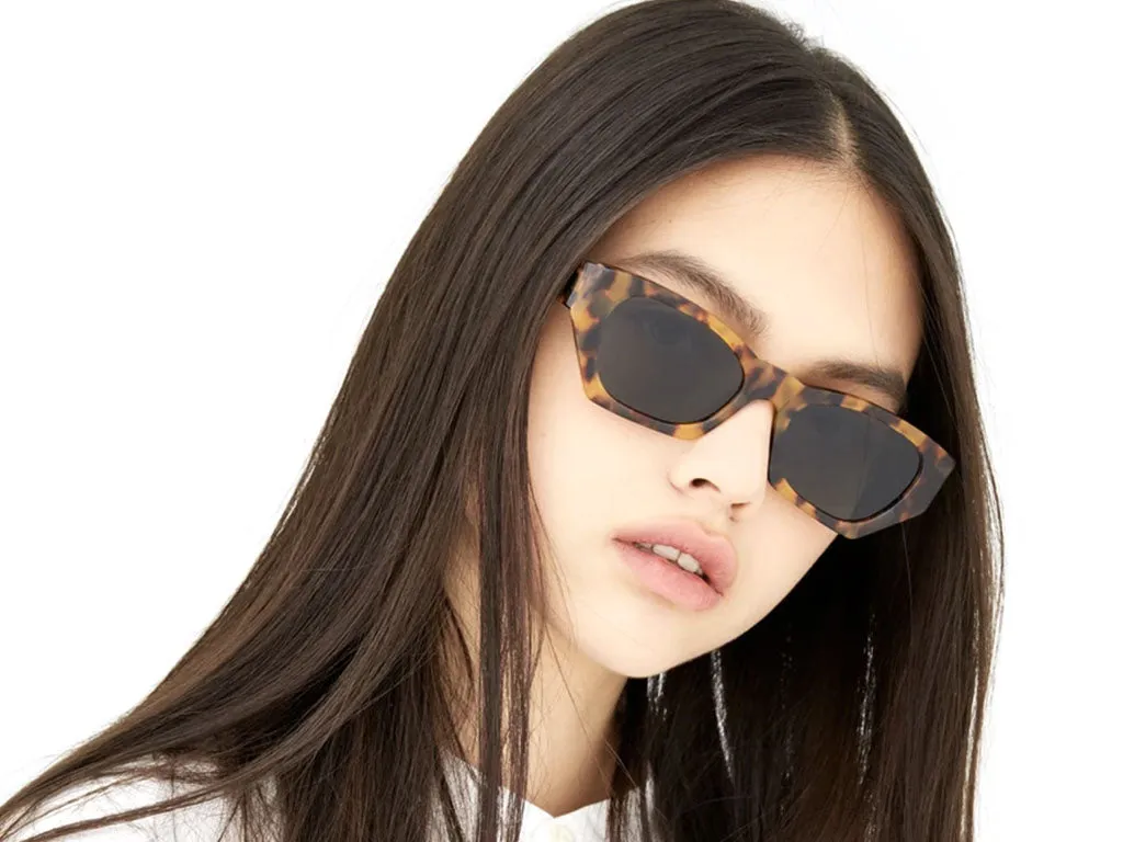 Retrosuperfuture 0B0 AMATA SPOTTED HAVANA Occhiali da sole Acetato Havana Nero Geometrica Normale - immagine 3