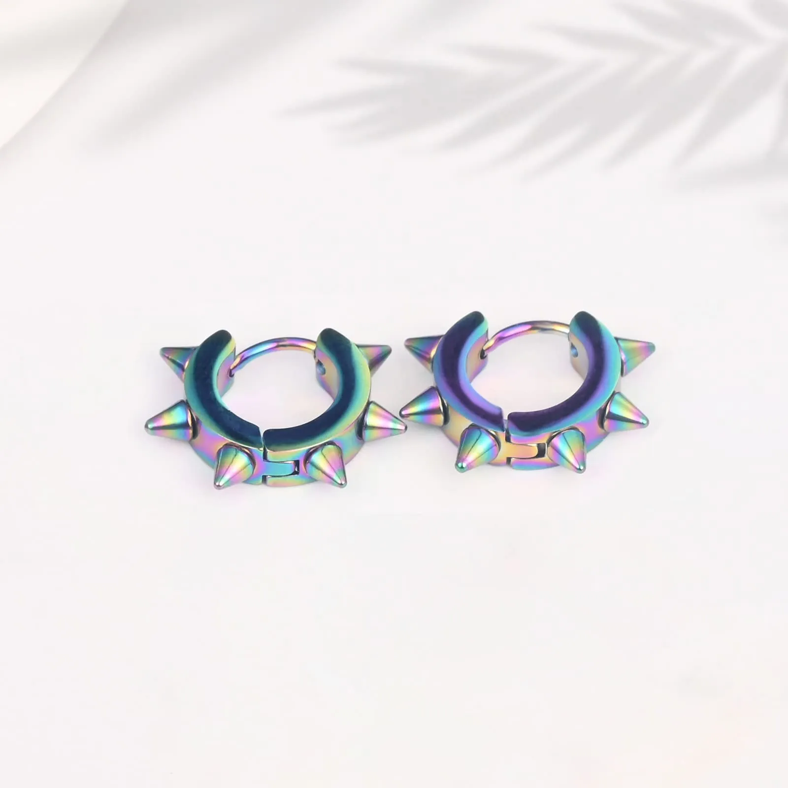 feilok 4 paia Orecchini Stud per Uomini Donne Cartilage Sleeper Orecchini Piercing Spike - immagine 3