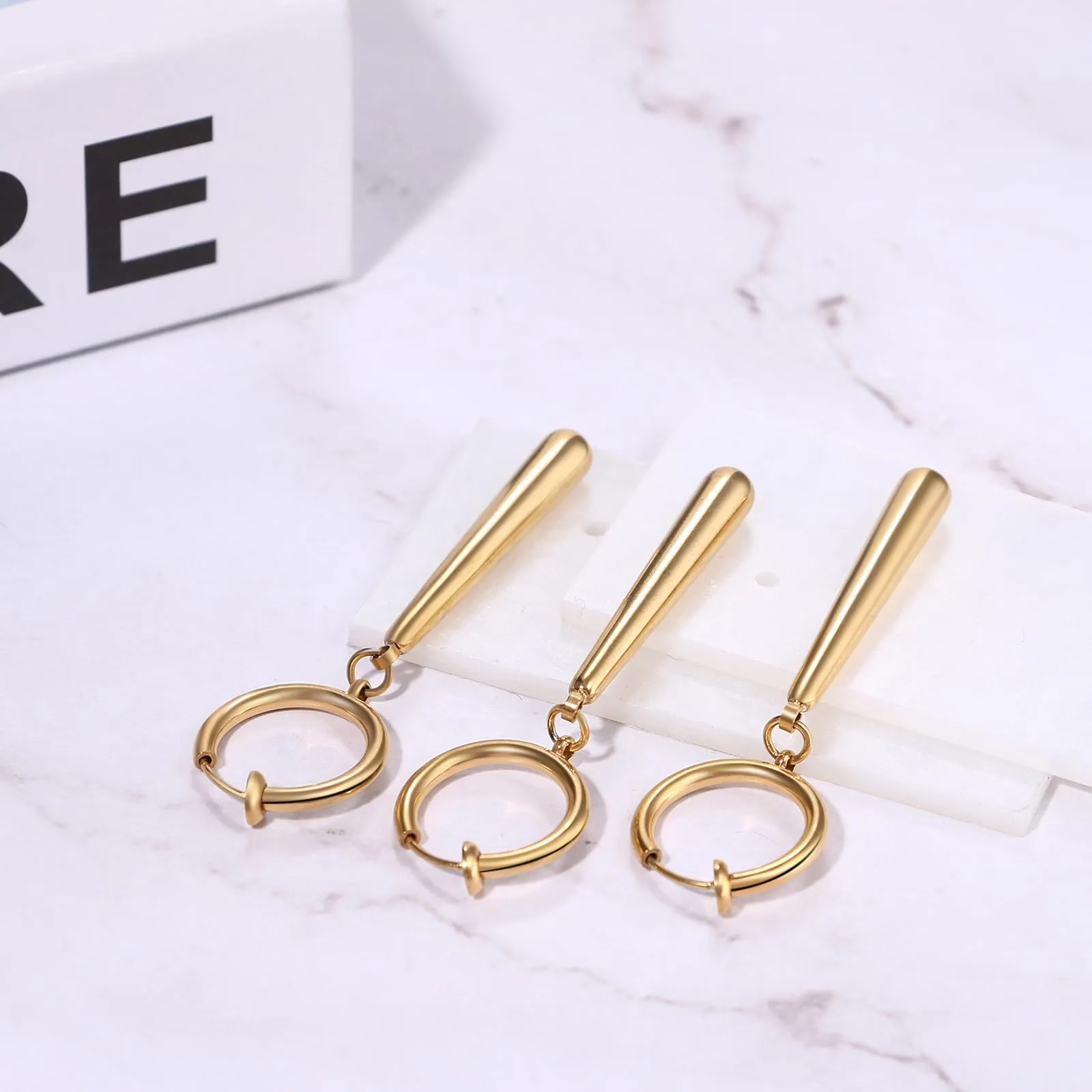 JewelryWe Orecchini Finti Zoro Cosplay: Set 3 Pezzi Orecchini con Pendente senza Buco Orecchini Roronoa Idee Regalo Appassionato di Anime - immagine 5
