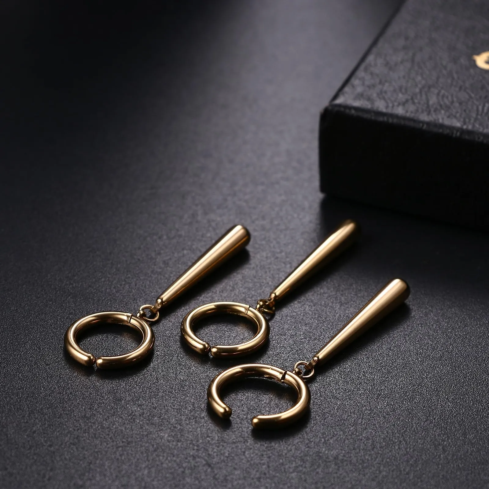 JewelryWe Orecchini Finti con Pendenti Cosplay: Set 3 Pezzi Zoro Orecchini Roronoa Idee Regalo Appassionato di Anime - immagine 6