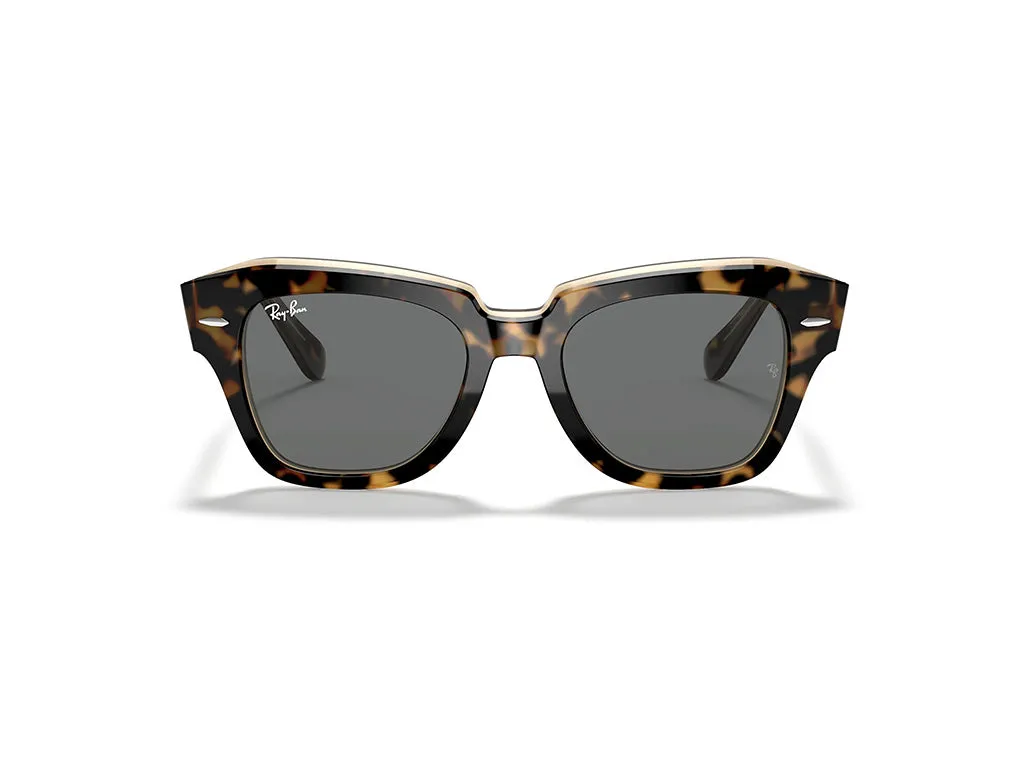 Ray - Ban RB2186 STATE STREET 1292B1 Occhiali da sole Acetato Oro Grigio Squadrata Normale - immagine 2