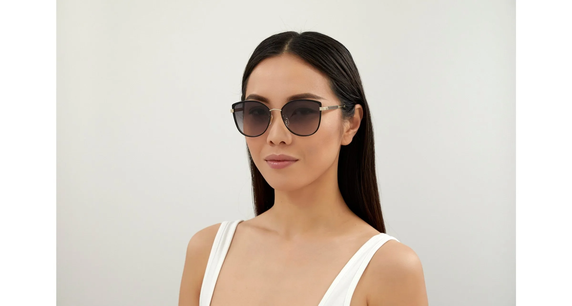 Gucci GG0589SK 001 Occhiali da sole Metallo Nero Grigio Cat Eye Normale Sfumato - immagine 3