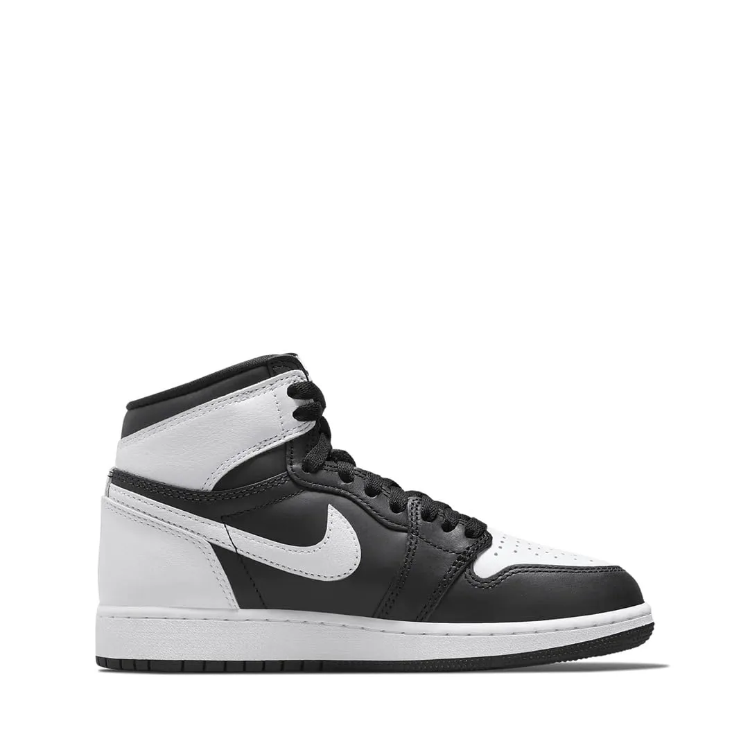 Scarpe Nike Jordan Air 1 Retro High Og Gs, Nero/Bianco-Bianco (FD1437 010), per bambini grandi, 5 Big Kid - immagine 2