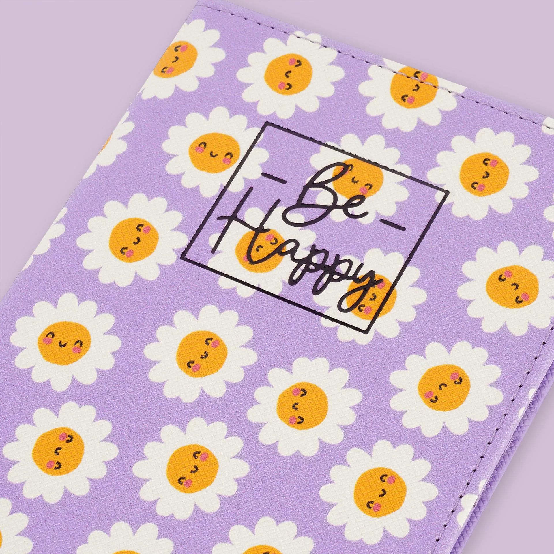 Legami - Porta Passaporto con Fiori, Passport Holder Portafoglio per Viaggiare, Custodia per Passaporto, 1 Tasca per Passaporto, 4 Tasche per Carte, Protezione RFID, 10,5 x 14 x 1 cm, Tema Daisy - immagine 4