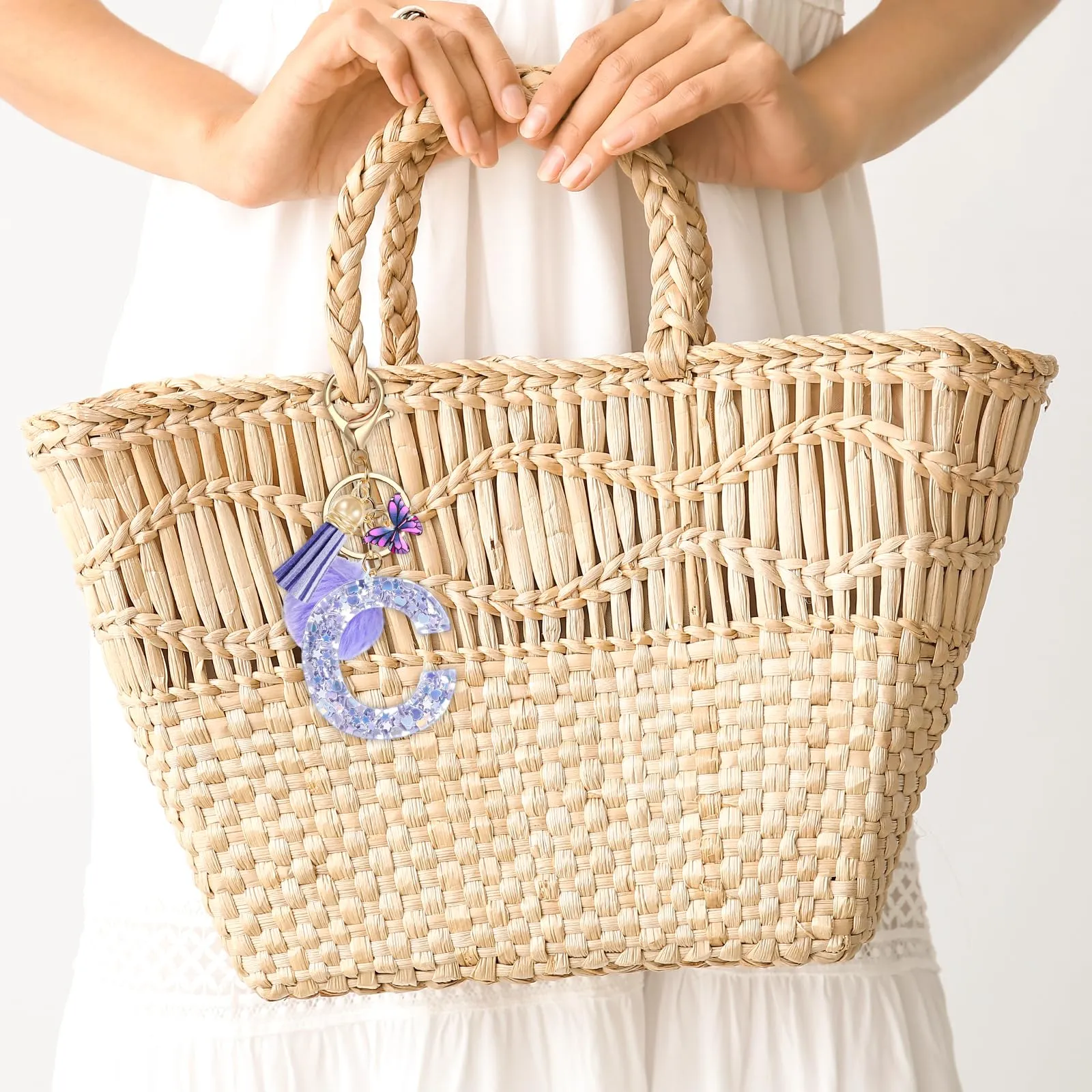 JSRQT Nome Lettera iniziale C Portachiavi Viola Farfallina Nappa Portachiavi da Ragazza Donna Regalo Decor da Personalizzare Ciondoli in Resina per Borsa Zaino - immagine 7