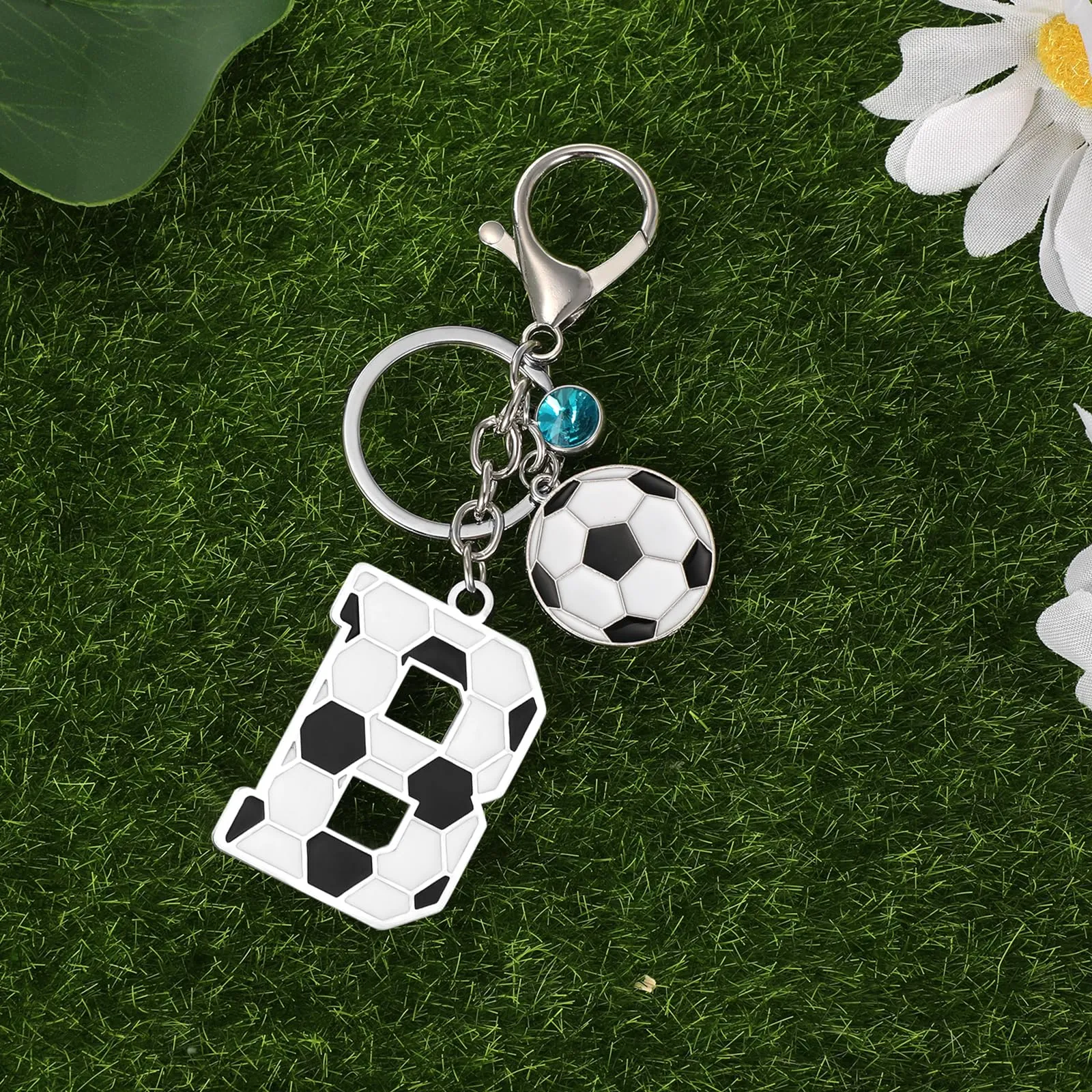 MWOOT Portachiavi Calcio Lettera Iniziale, Portachiavi Alfabeto con Ciondoli a Calcio, Portachiavi Sport Regalo Calcio per Amanti del Calcio, Charms per Borse Zaino Accessori(B) - immagine 4