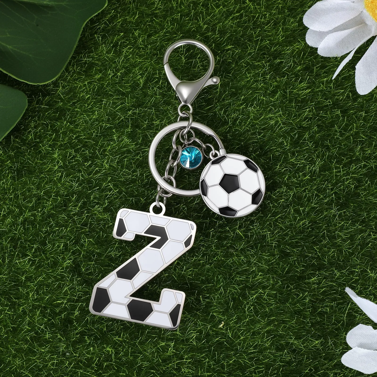 MWOOT Portachiavi Calcio Lettera Iniziale, Portachiavi Alfabeto con Ciondoli a Calcio, Portachiavi Sport Regalo Calcio per Amanti del Calcio, Charms per Borse Zaino Accessori(Z) - immagine 4
