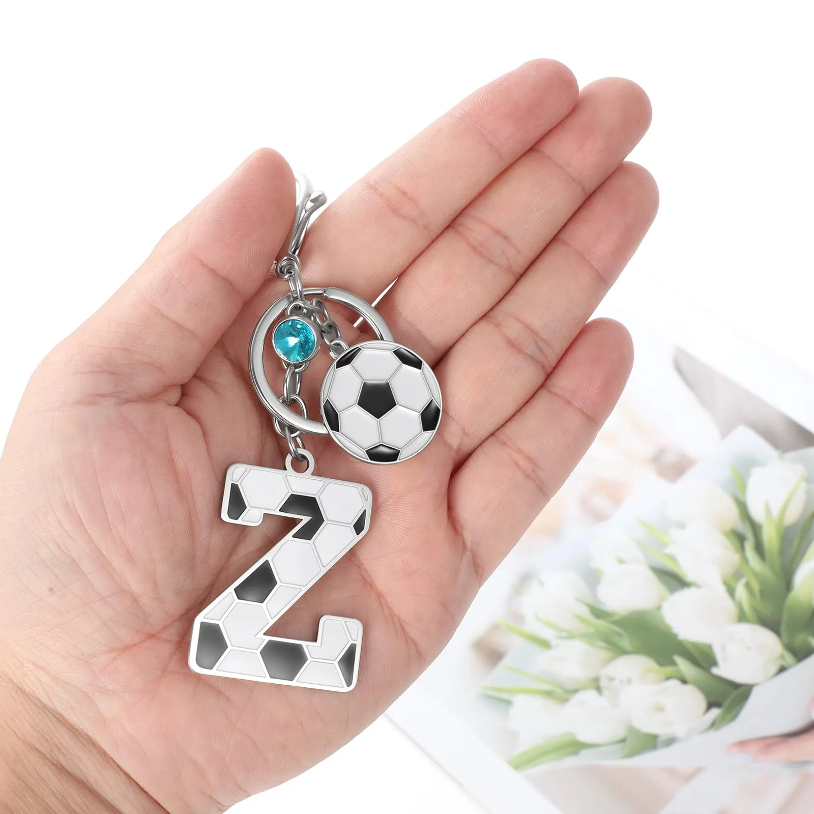 MWOOT Portachiavi Calcio Lettera Iniziale, Portachiavi Alfabeto con Ciondoli a Calcio, Portachiavi Sport Regalo Calcio per Amanti del Calcio, Charms per Borse Zaino Accessori(Z) - immagine 6