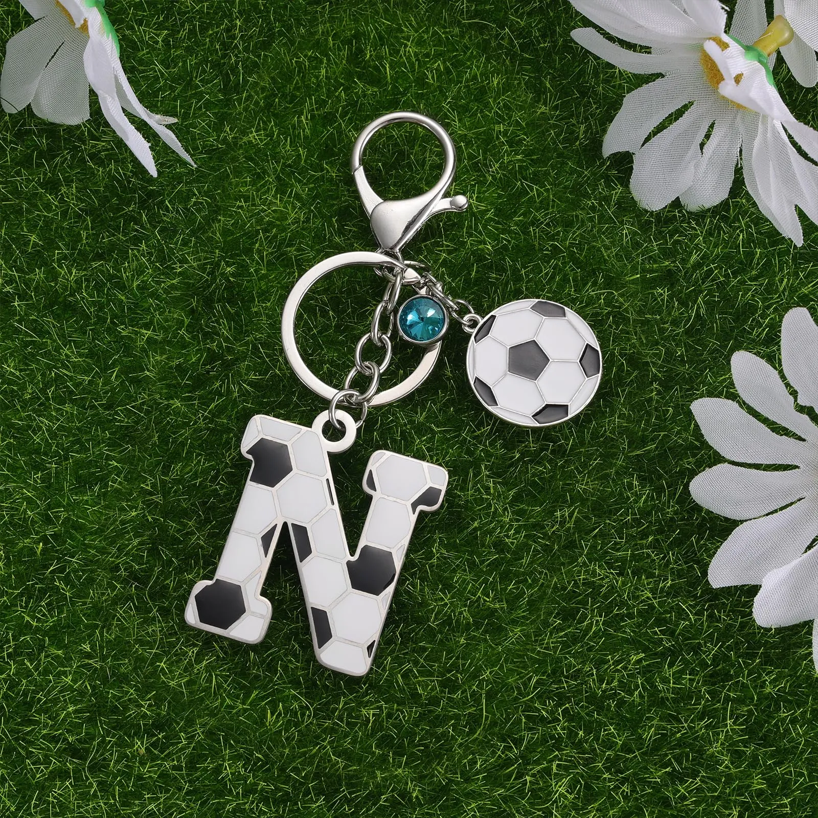 MWOOT Portachiavi Calcio Lettera Iniziale, Portachiavi Alfabeto con Ciondoli a Calcio, Portachiavi Sport Regalo Calcio per Amanti del Calcio, Charms per Borse Zaino Accessori(N) - immagine 4