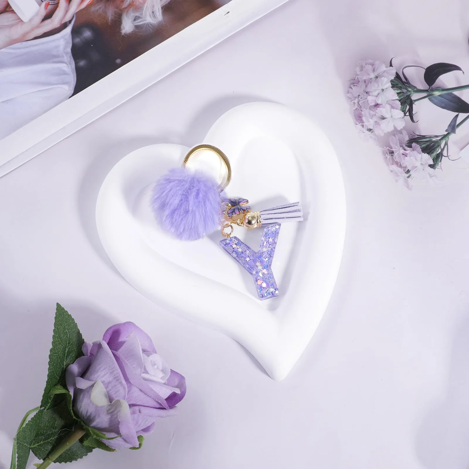 JSRQT Portachiavi da Ragazza Donna Viola Farfallina con Lettera Iniziale Nome Y Ciondoli in Resina Personalizzare Regalo Legami Borsa per Auto Chiave Della Porta Macchina Zaino Pendenti Decor - immagine 3