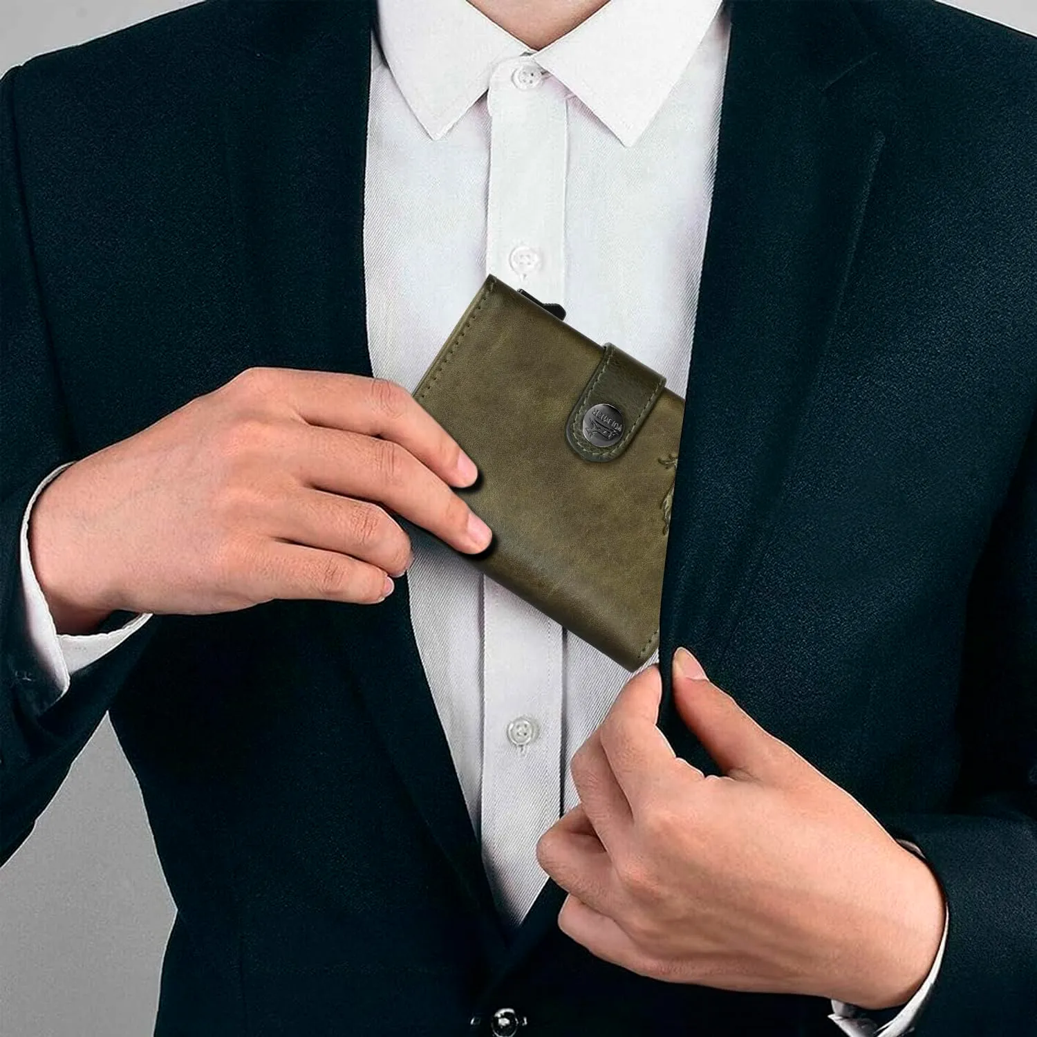 Fa.Volmer - Custodia per carte POP-UP con scomparto per monete in vera pelle per uomo e donna, 12 carte, protezione RFID, portafoglio VO45, Verde Scuro, Kleines Münzfach - immagine 5