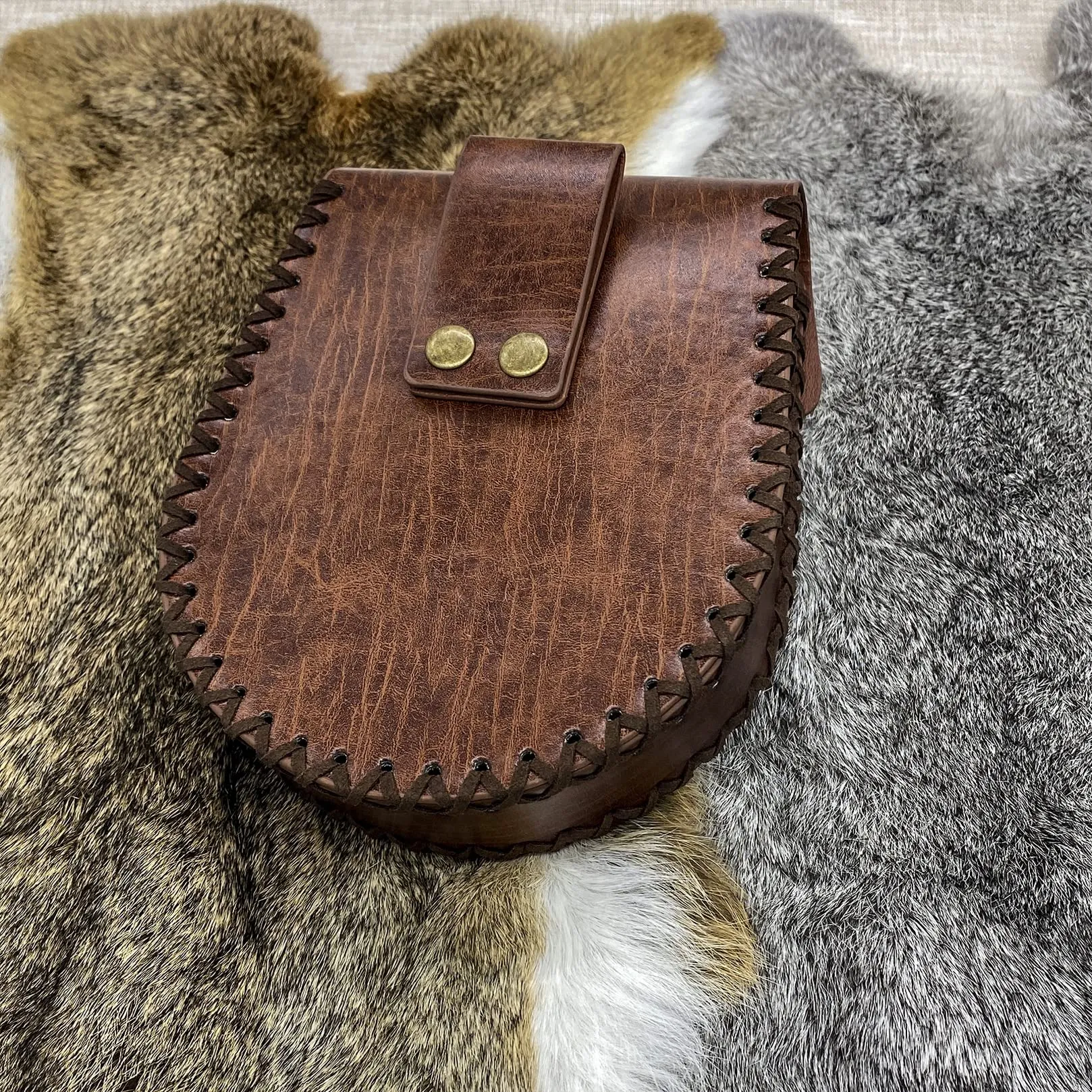 Marsupio in rilievo marrone, Marsupio in pelle vintage vichingo, Marsupio medievale LARP per donna Uomo - immagine 5