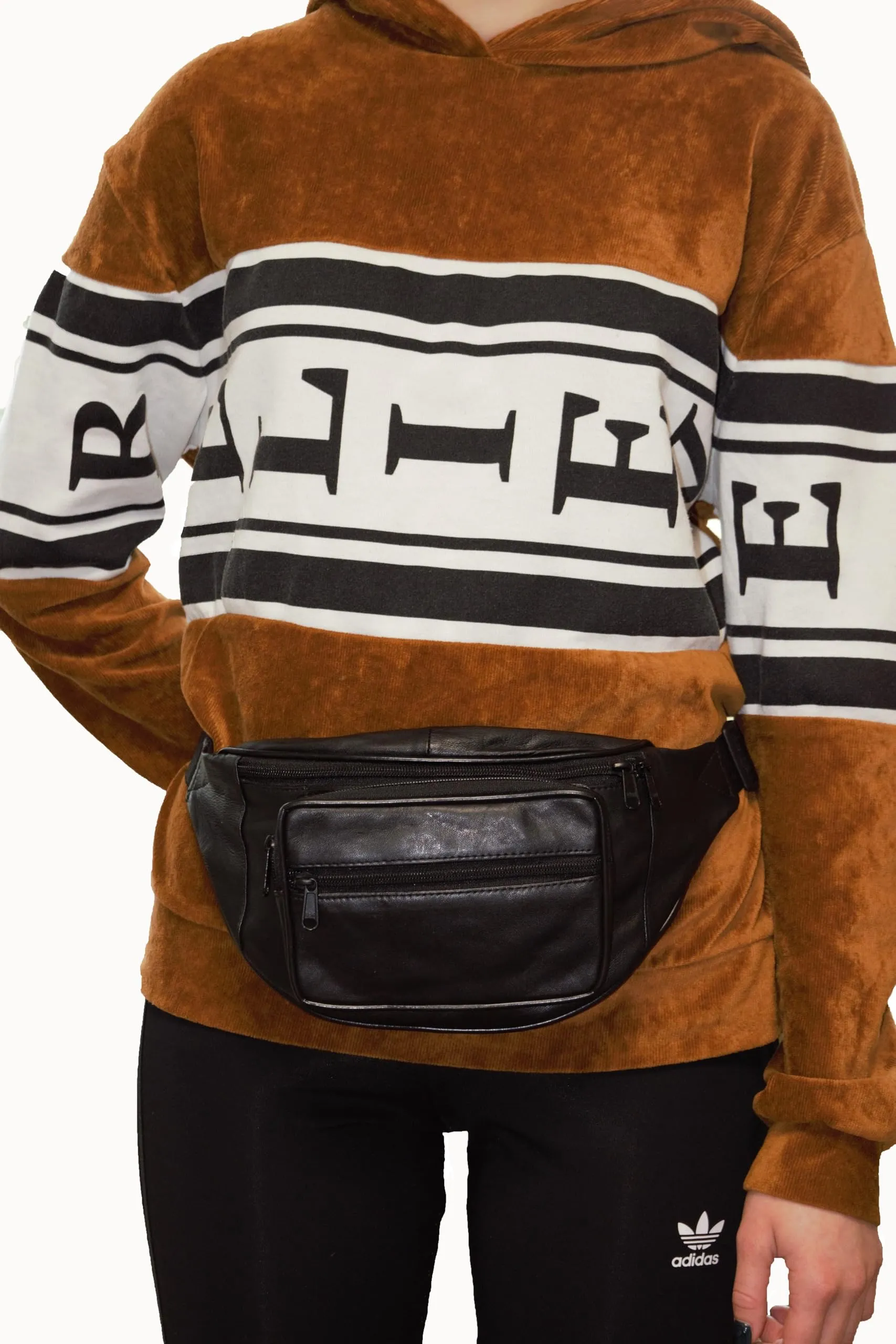 Marsupio / marsupio in vera pelle di agnello nero Nappa Materiale morbida pelle Uno scomparto posteriore sicuro con chiusura lampo per passaporto. Elegante e alla moda per uomo e donna. - immagine 7