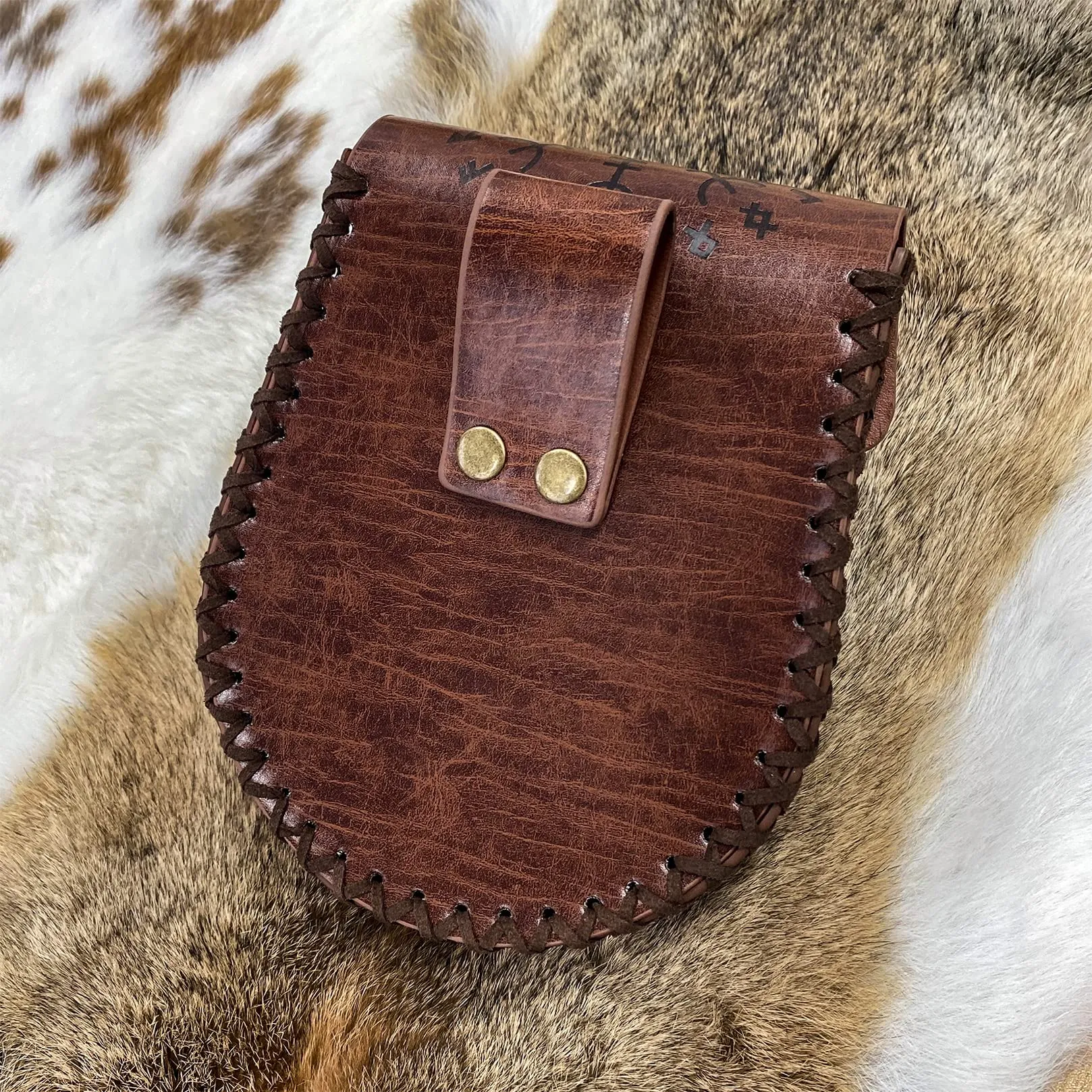 Marsupio in rilievo marrone, Marsupio in pelle vintage vichingo, Marsupio medievale LARP per donna Uomo - immagine 5
