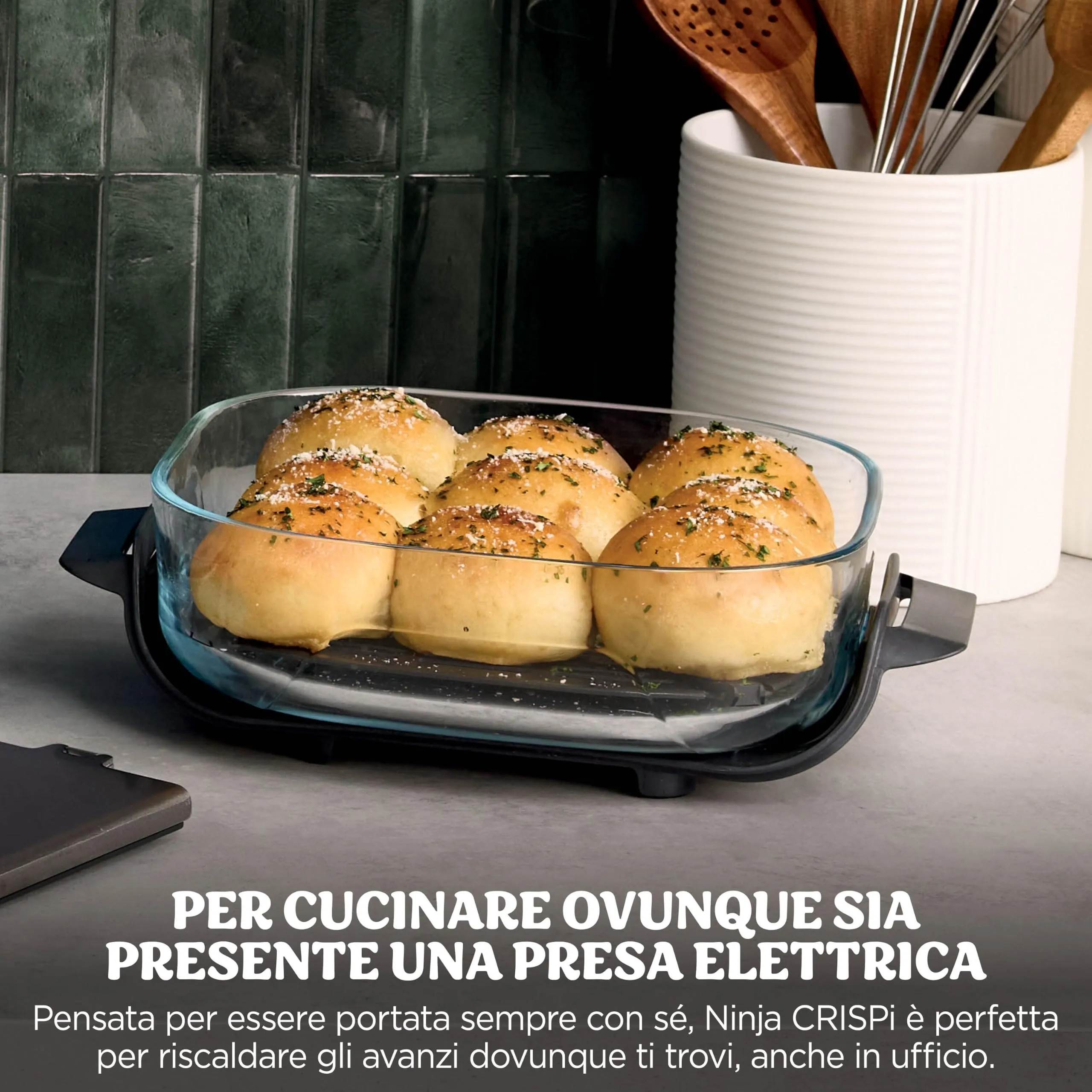 Ninja CRISPi Friggitrice ad aria, contenitore in vetro da 3,8 l, due da 2,3 l, coperchi, 4 in 1: Frittura ad aria, Cottura arrosto, Mantenimento a caldo, Recrisp, compatta, 1700 W, Oro verde FN203EU - immagine 14