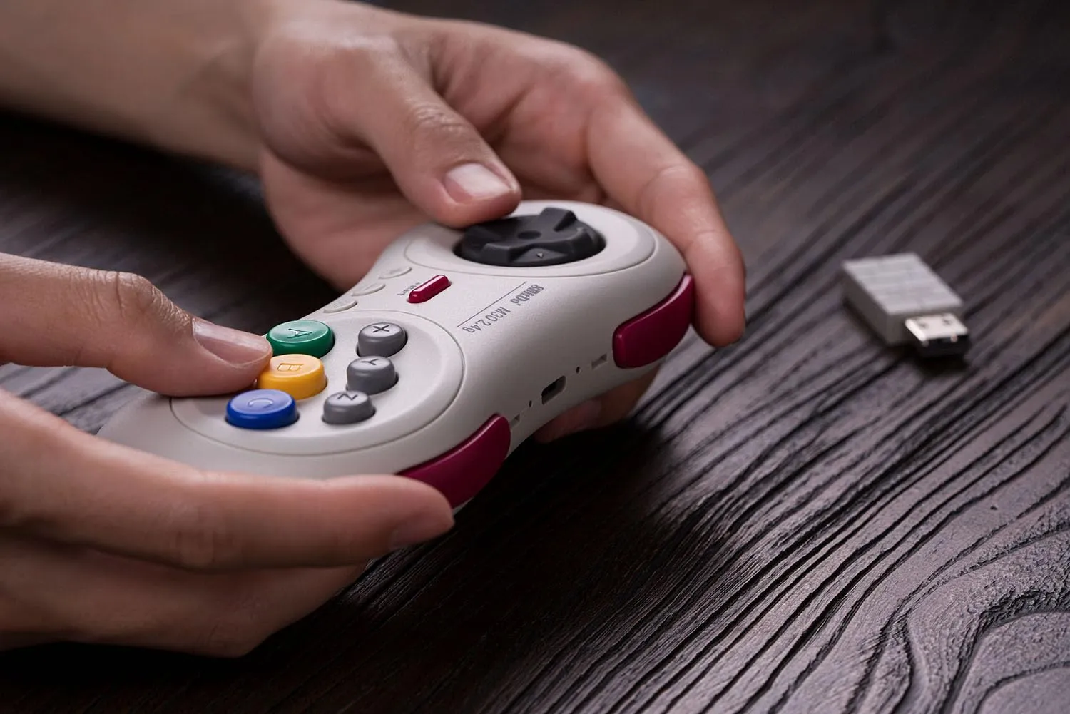 8Bitdo M30 2.4G Wireless Gamepad for SEGA Mega Drive Mini and Switch with 6-Button - immagine 7