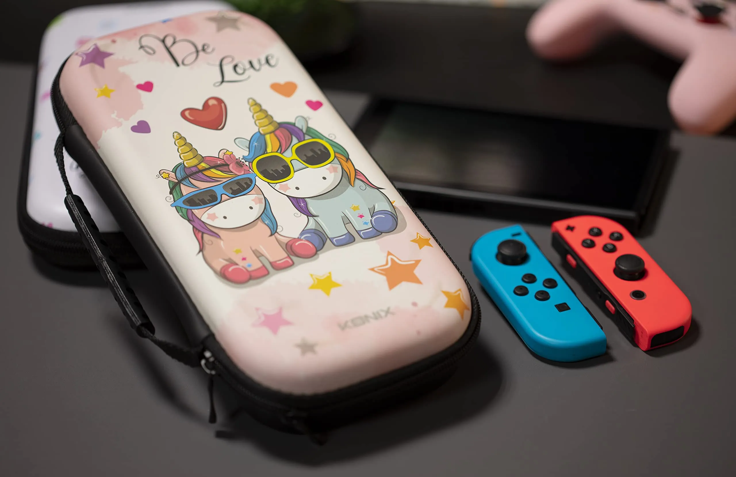 Konix Unik Custodia di protezione e trasporto - Nintendo Switch, Switch Lite e Switch OLED - Alloggio 8 giochi - Design Be Love, unicorni - immagine 5