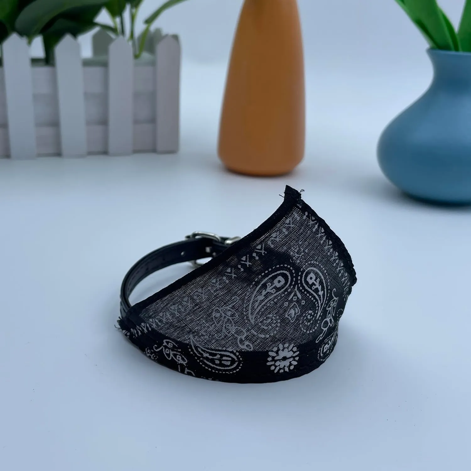 Newtensina Collare bandana alla moda per cani, bandana media, colore nero, S - immagine 2