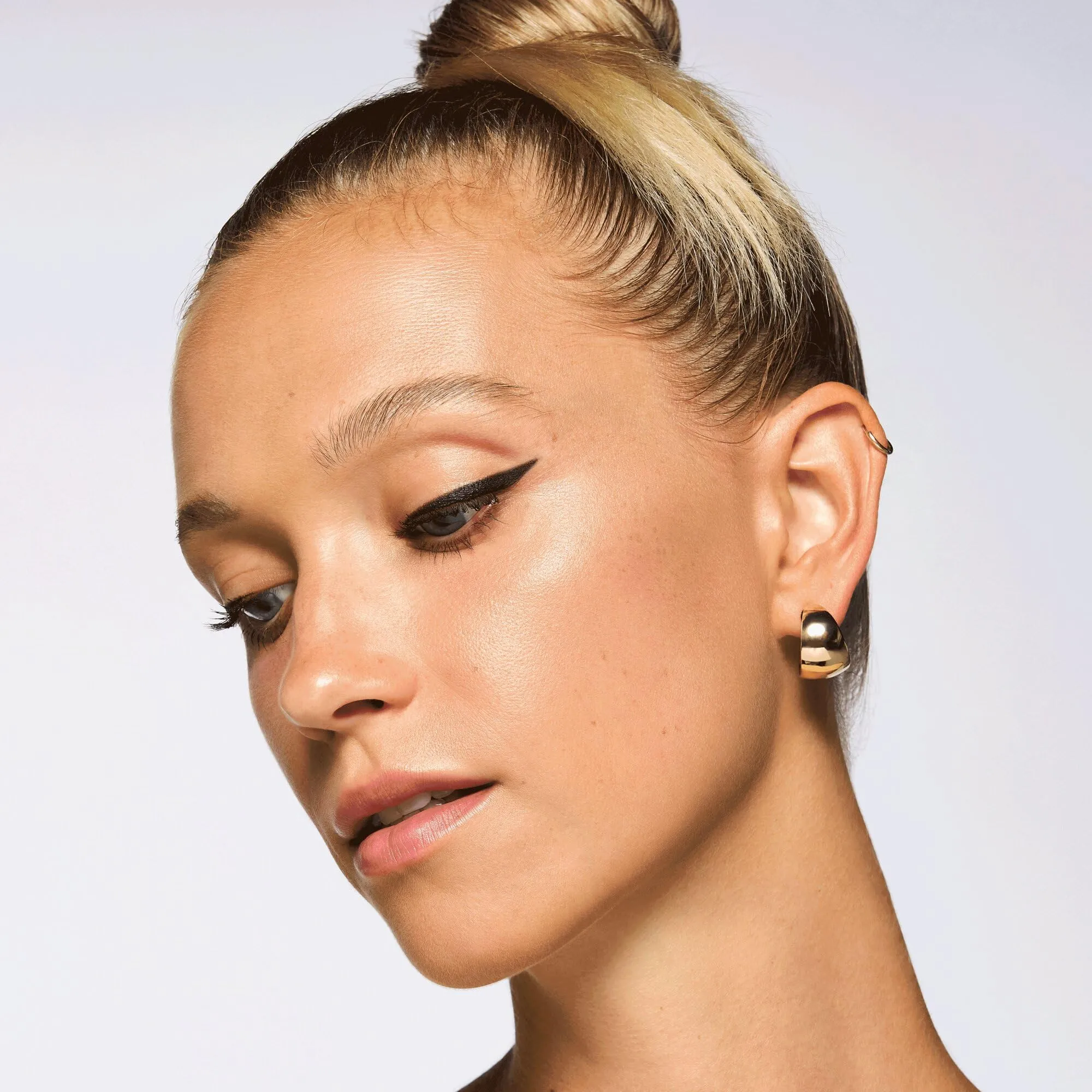 Catrice 20H Ultra Precision Matita Occhi Gel Waterproof glow (0,08 g) - immagine 5