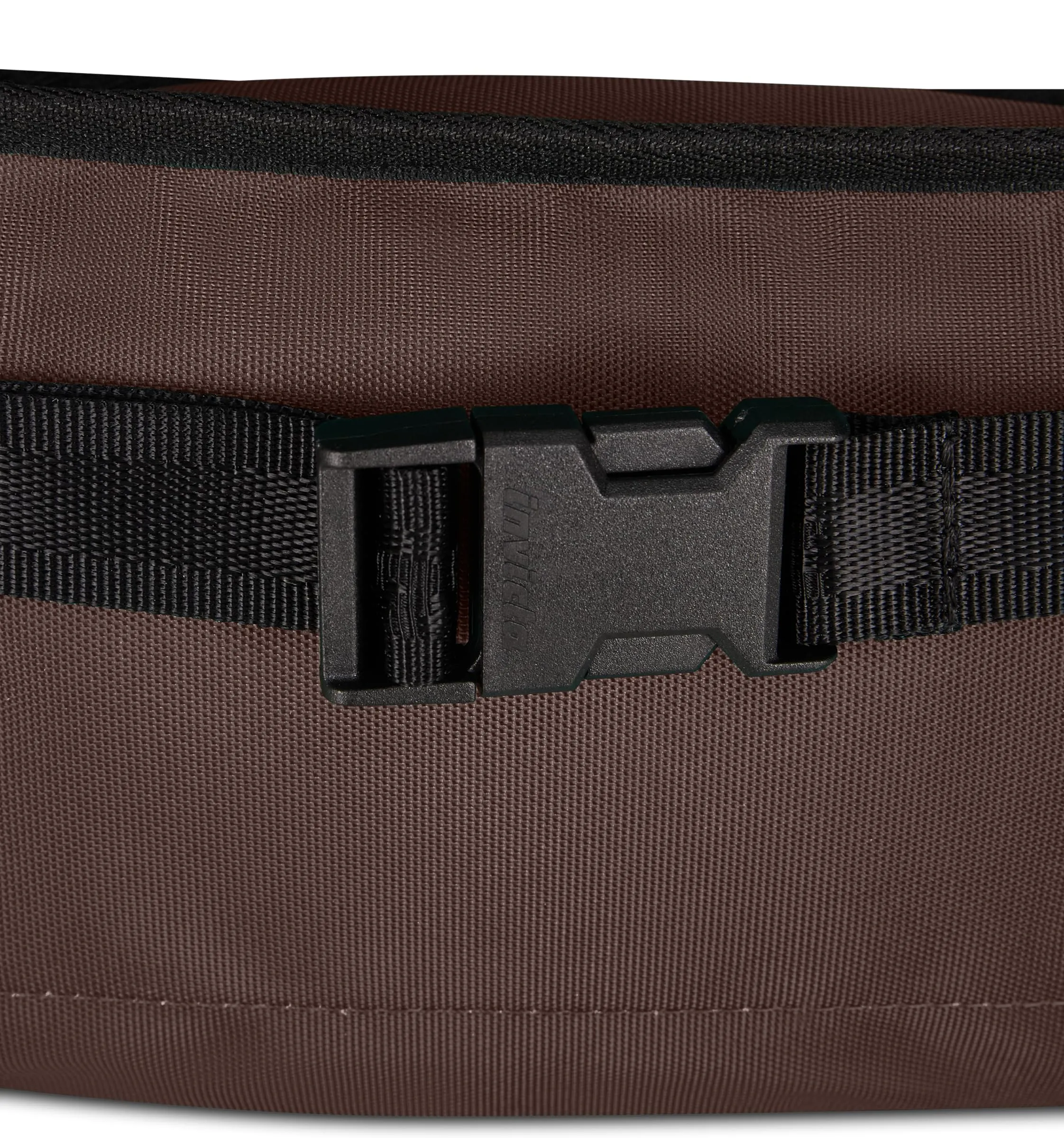 Invicta Marsupio Tulgo S Urban Uomo Donna,Marrone, Compatto per Viaggio, Tempo Libero e Città, Cinghia Regolabile, Tasca Interna con Zip, 14 x 34 x 6,5 cm - immagine 4