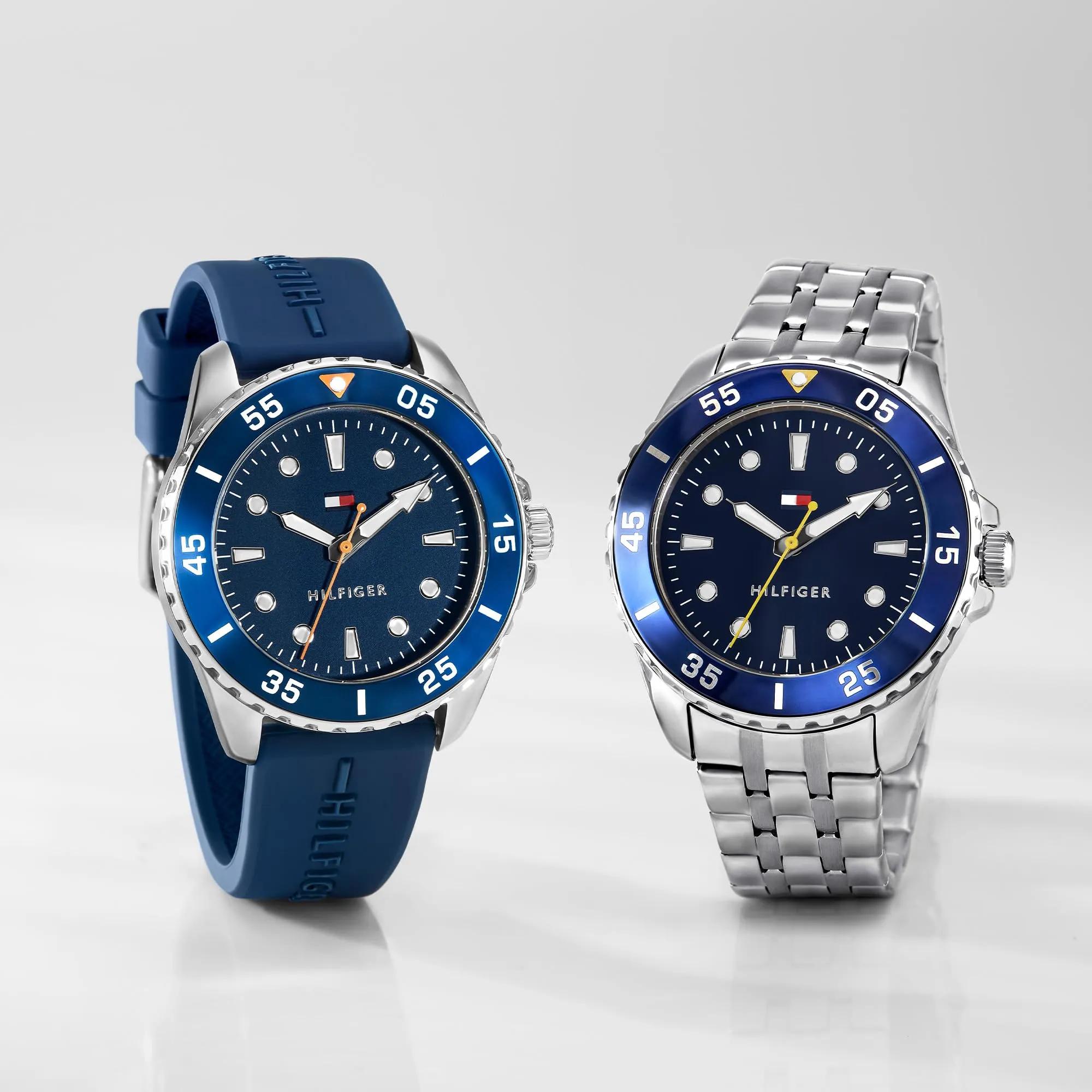 Tommy Hilfiger Orologio con Movimento al Quarzo a Tre Lancette per i Giovani con Cinturino in Silicone Blu - 1720047, Navy Blue - immagine 4