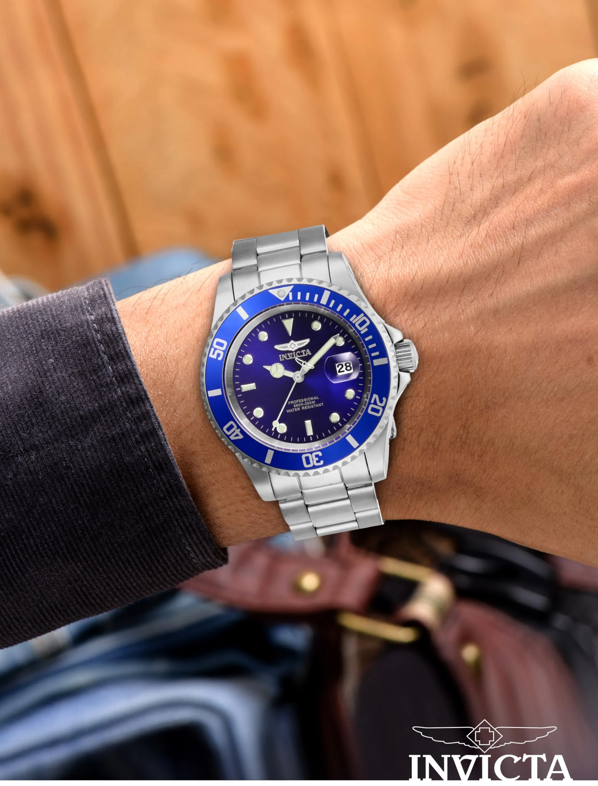 Invicta Pro Diver - Orologio da uomo in acciaio inossidabile con movimento al quarzo - 40 mm, Argento / Blu - immagine 2