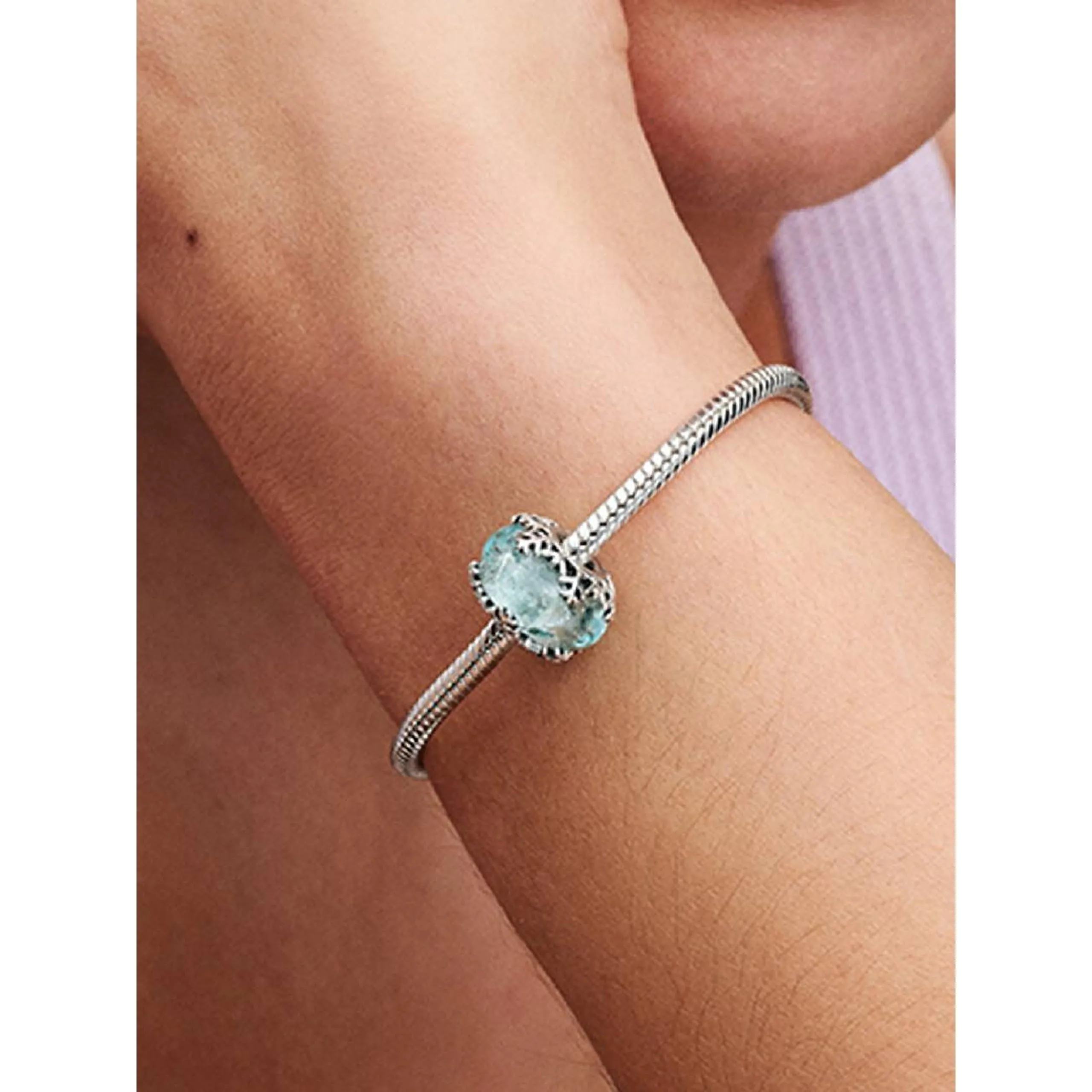 PANDORA Ciondolo Moments in argento Sterling con fiocco di neve e vetro di Murano blu ghiacciato - immagine 3