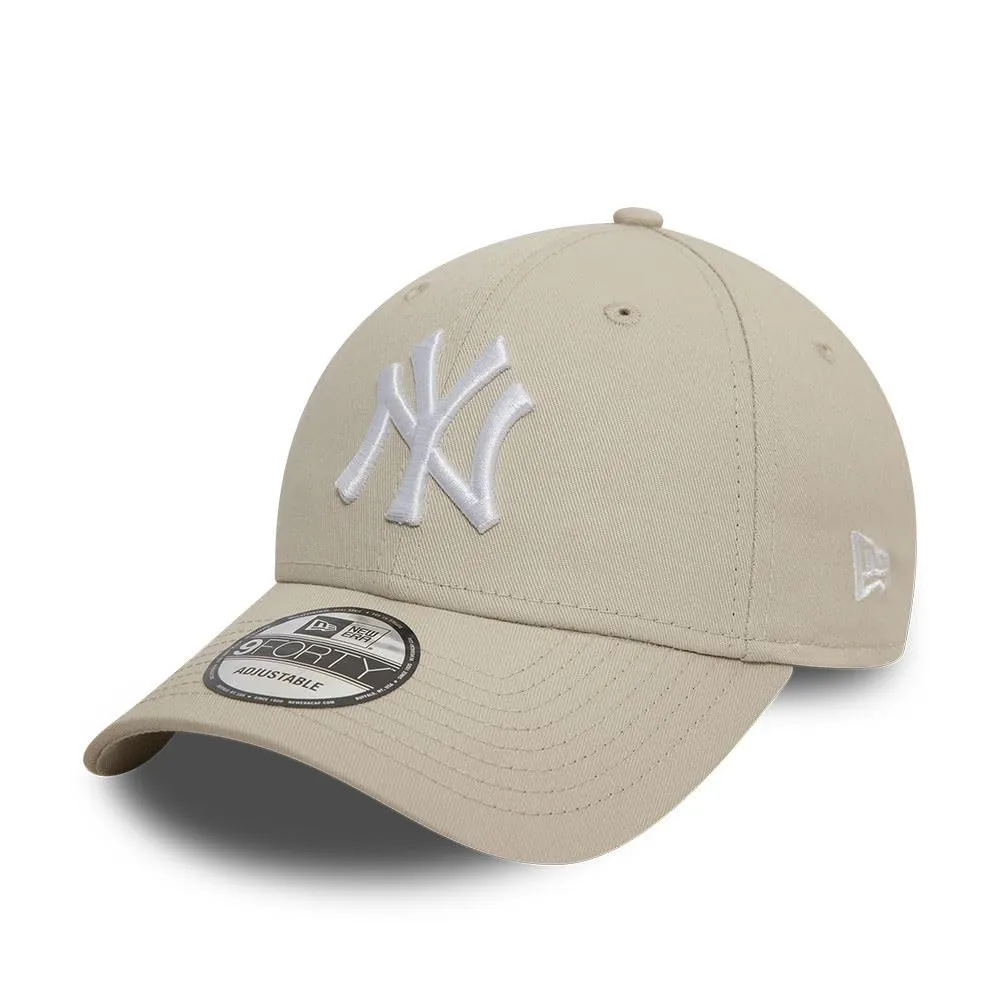New Era New York Yankees MLB League Essential Beige Bianco 9Forty Berretto Regolabile