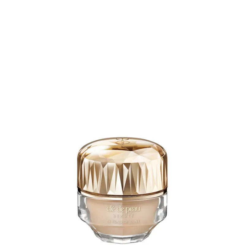 Clé de Peau Beauté Clé de Peau Beauté The Foundation - BF20 Light Medium Buff