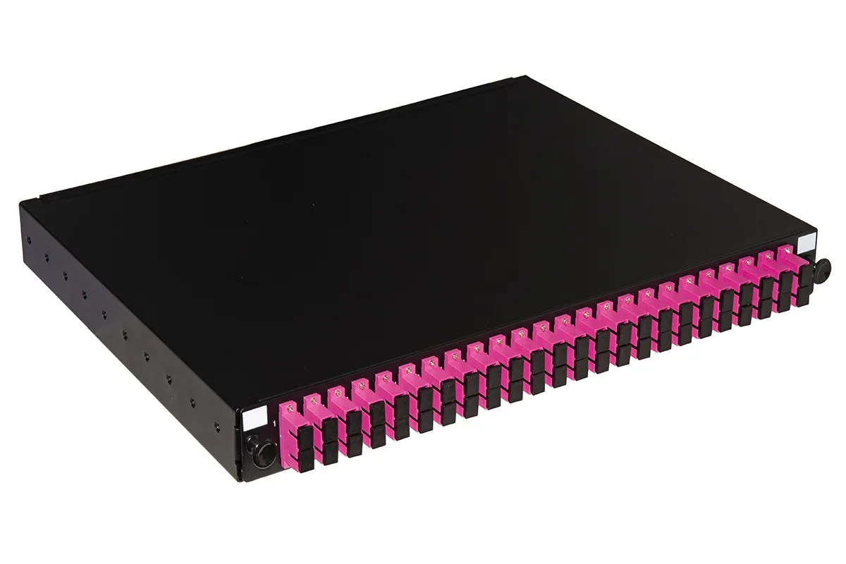 Pannello Fibra Ottica 19 Con 24 Adattatori Sc Duplex Om4 Profondita' 250 Mm Con 48 Pigtail Installati Colore Nero