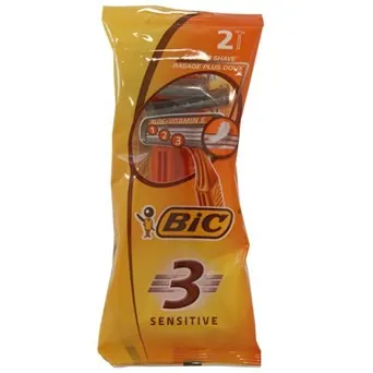Bic Sensitive Confezione da 3 Rasoi Monouso a 3 Lame - Striscia Lubrificata con Aloe Vera