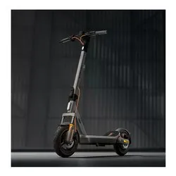 Monopattino elettrico MI 6 Max + Charge (46V 450W; ruota 12") Nero BHR08QREUBA