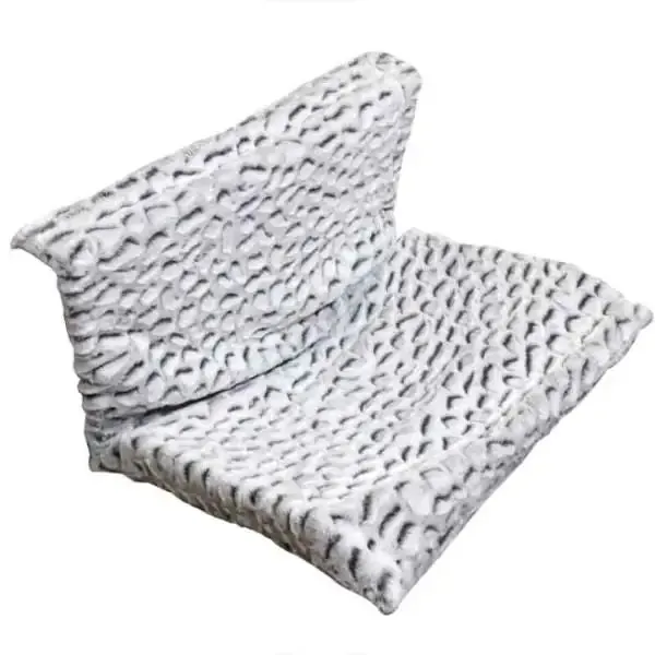 Cuccia Amaca da termosifone per gatto Croci 48 x 30 x 26 cm - Amaca da termosifone per gatti, realizzata con telaio metallico resistente e rivestita in morbido tessuto peluche, facile da installare e completamente sfoderabile per una pulizia semplice, ideale per offrire calore e comfort al tuo felino durante l'inverno. - Cuccia per gatti