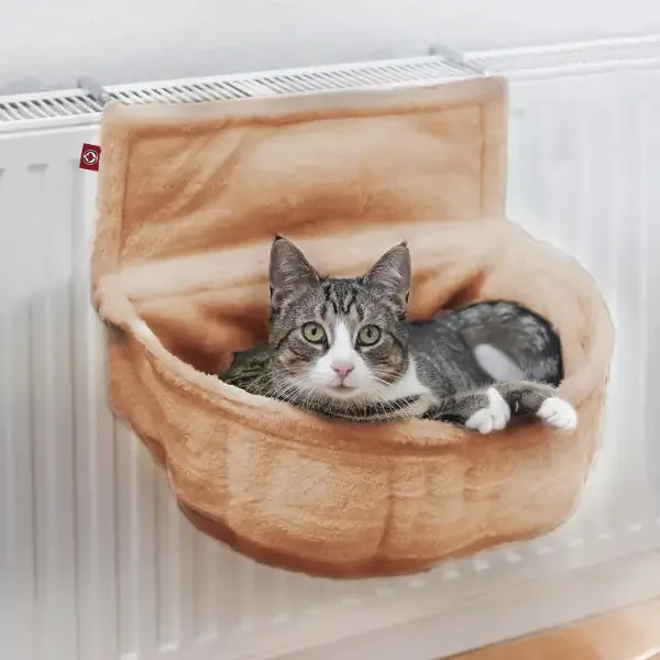 Cuccia da termosifone nicchia in peluche per gatti CanadianCat Beige - Cuccia per gatti