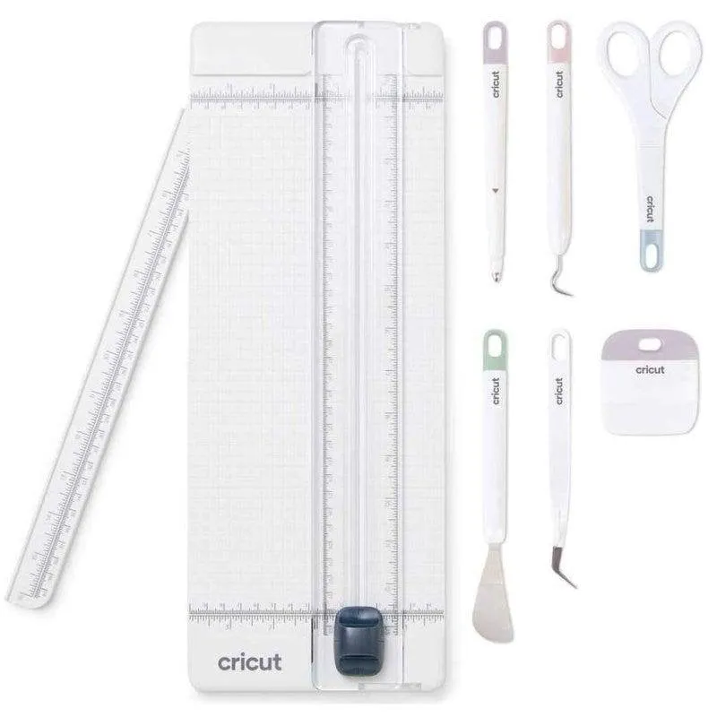 Set di strumenti Cricut Essential Tool Set 7 pezzi Bianco per carta e vinile