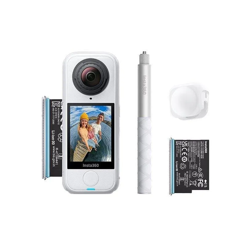 Fotocamera sportiva Insta360 X4 Air Starter Pack 8K Ultra HD bianca impermeabile