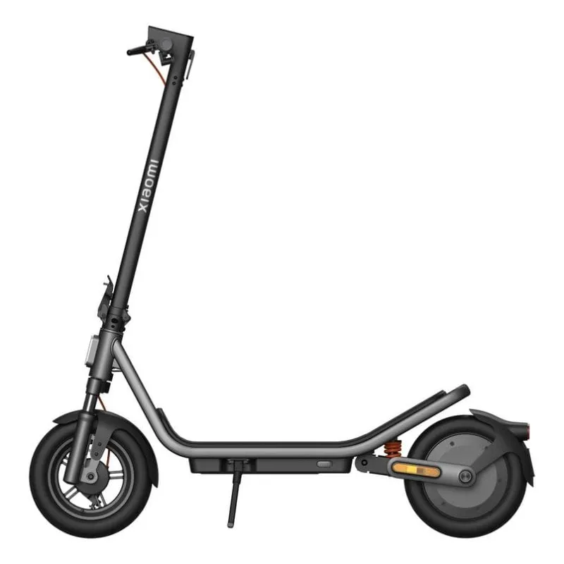 Monopattino elettrico Xiaomi Scooter 6 400W Autonomia 45km Ruote 12" Freni Elettrici Nero