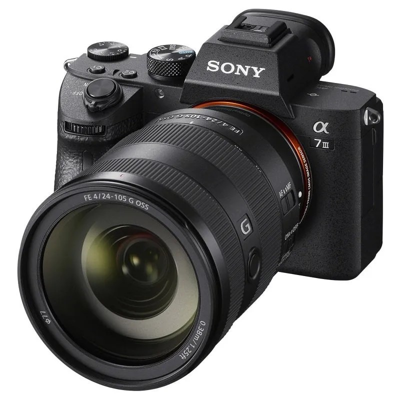 Sony Alpha 7 Mark III 24,2 MP WiFi/Bluetooth + obiettivo FE 24-105 mm F4 G OSS